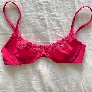 SKIMS Fits Everybody Lace Unlined Scoop Bra - Neon Rose - 32B